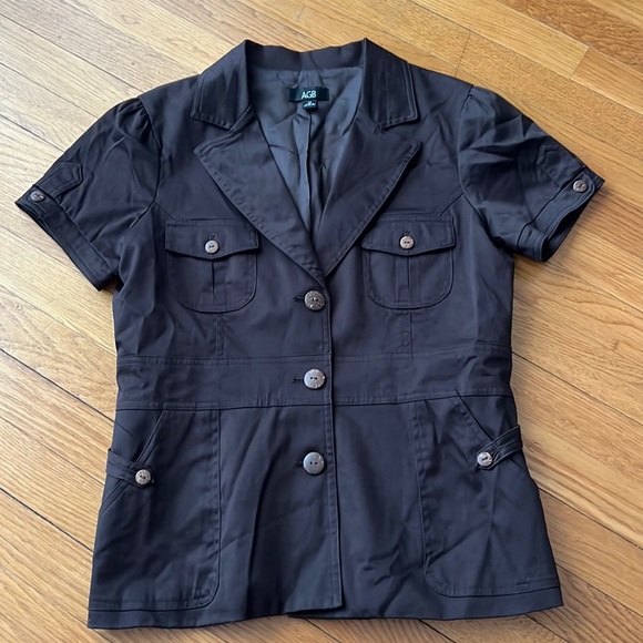 AGB Tops - Women’s AGB Short Sleeve Blouse/Jacket